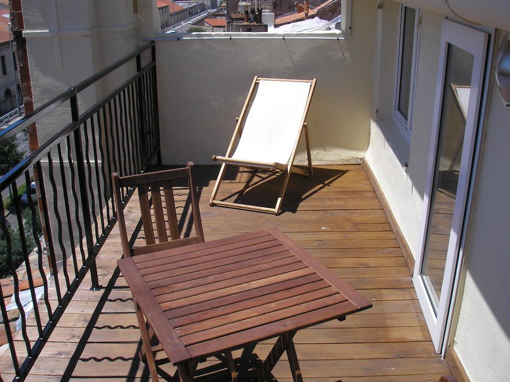 Hotel Jaures Toulon Exterior photo